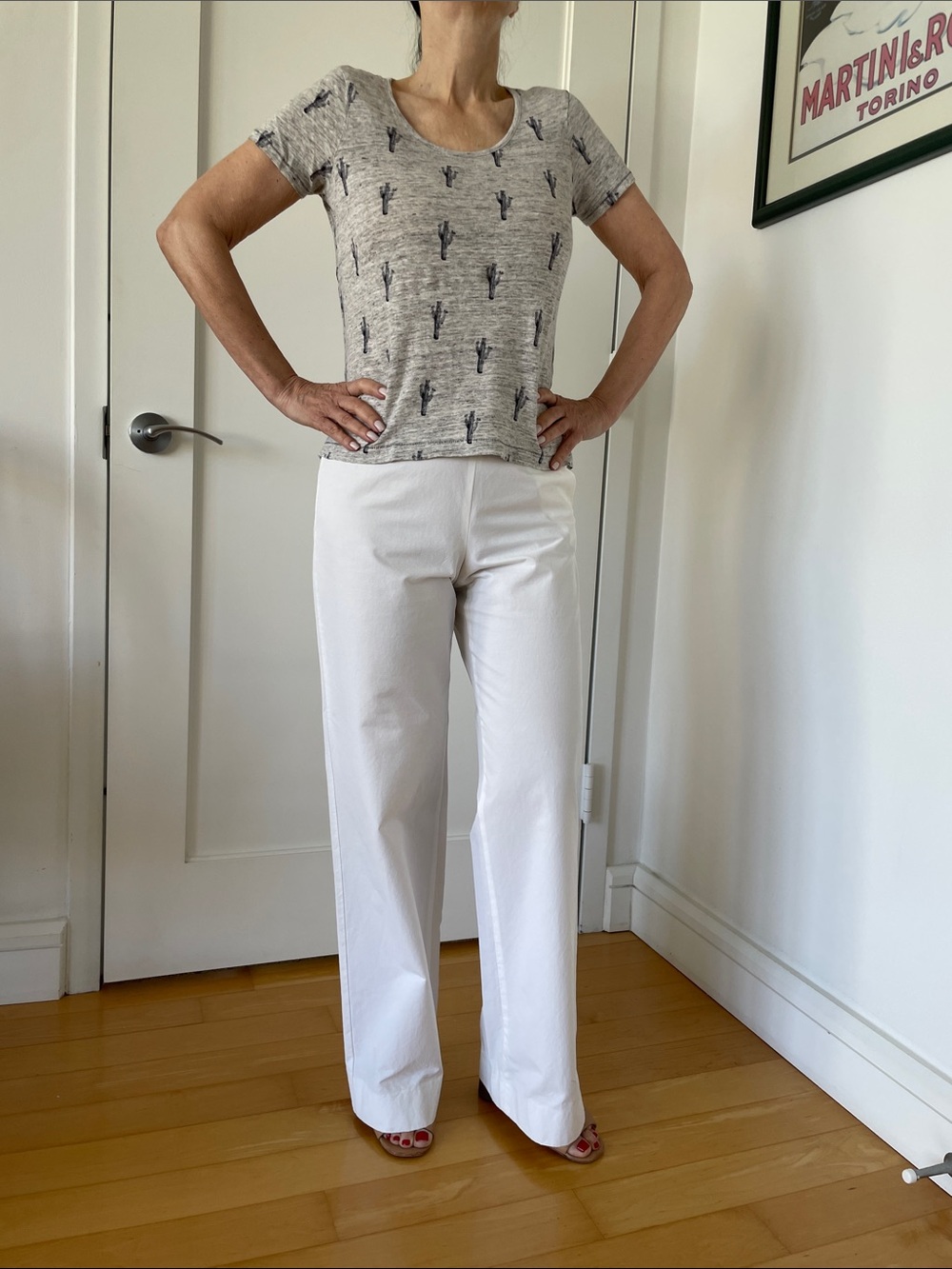 Grey Linen Short Sleeve Scoop Neck Tee with Navy Cactus Print